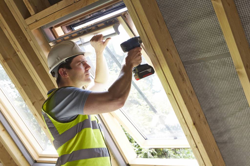 artisan intervenant sur un chantier assurance décennale