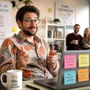 découvrez des astuces originales et humoristiques pour souhaiter une bonne continuation à un collègue inoubliable, accompagnées d'une image de départ pleine d'esprit.