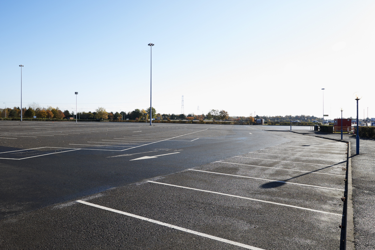 Maintenance sol parking