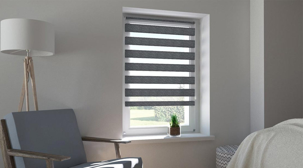 Comment choisir des stores enrouleurs jour nuit pour une chambre