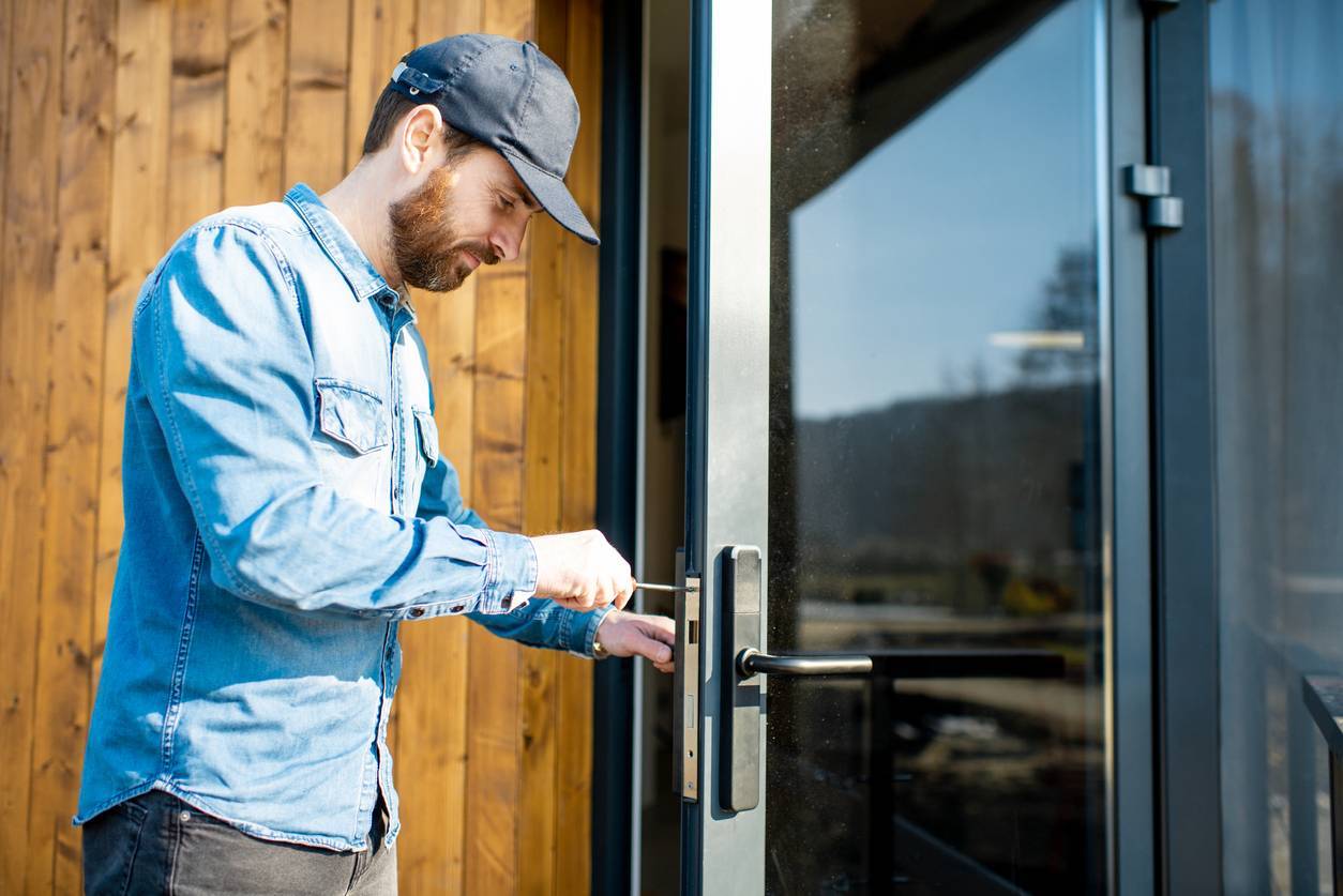 Porte bloquée : faire intervenir un serrurier