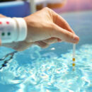 eau cristalline piscine