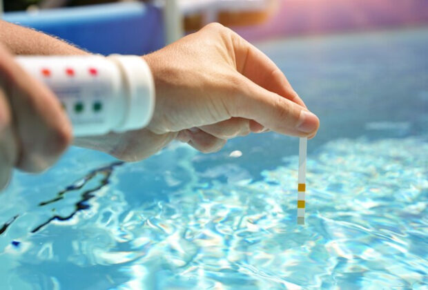 eau cristalline piscine